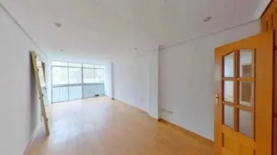 Apartment in Cornellà de Llobregat photo 5