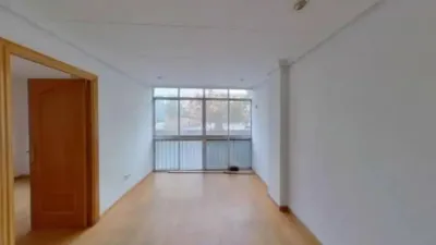 Apartment in Cornellà de Llobregat photo 4
