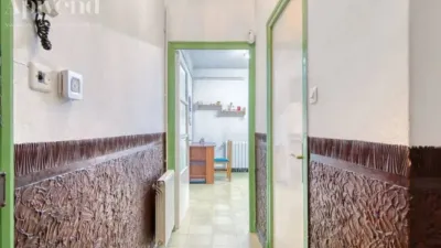 Apartment in Centre photo 17