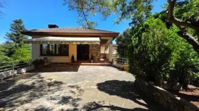 Chalet in Cervelló photo 4