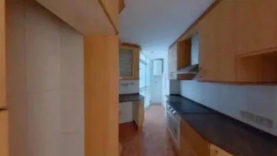 Apartment in Cornellà de Llobregat photo 11