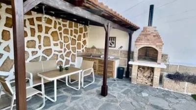 Chalet on Calle San Miguel de Abona, No Number photo 5