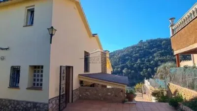 Chalet on Carrer de Júpiter photo 6
