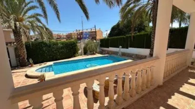 Chalet on Calle del Pino photo 19
