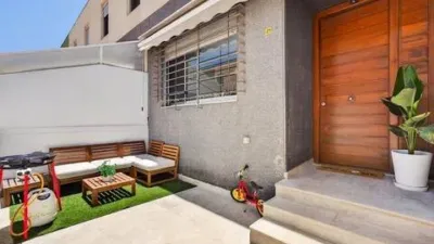 Terraced house on Calle Rafael Alberti photo 3