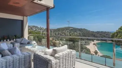 Chalet in Canyelles-La Montgoda photo 5