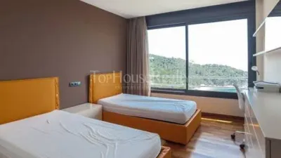 Chalet in Canyelles-La Montgoda photo 19