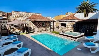 Chalet on Calle San Miguel de Abona, No Number photo 10