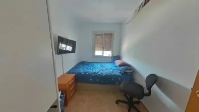 Apartment in Cornellà de Llobregat photo 16