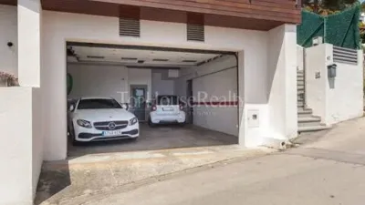 Chalet in Canyelles-La Montgoda photo 24