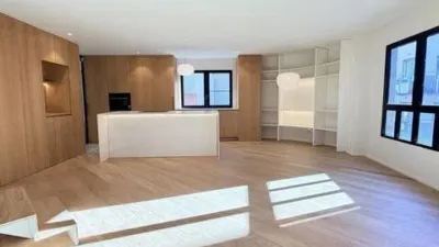 Apartment in Traditional Centre photo 12