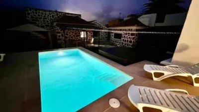 Chalet on Calle San Miguel de Abona, No Number photo 12