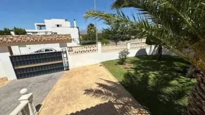 Chalet on Calle del Pino photo 37
