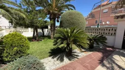 Chalet on Calle del Pino photo 10