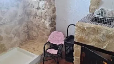 Apartment in University Area photo 23