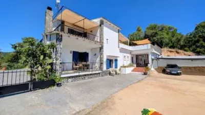 Chalet on Camino de La Riera, No Number photo 2