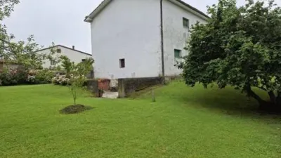 Chalet in Barrio de los Caviedes photo 8