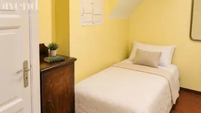 Apartment in Centre photo 11