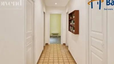 Apartment in Centre photo 4