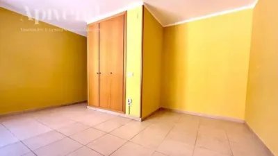 Apartment in Centre photo 16