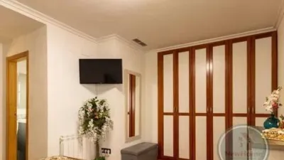 Chalet in University Area photo 37