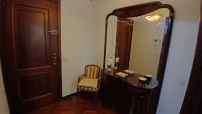 Apartment on Calle de Vargas photo 7