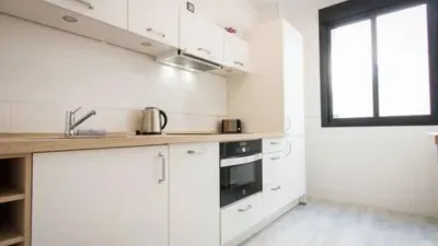 Piso en alquiler en Calle Refino, El Ejido-Cristo de la Epidemia-Olletas-San Miguel (Distrito Centro. Málaga Capital) de 1.900 €<span>/mes</span>