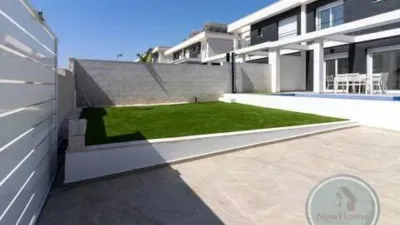 Chalet in Gran Alacant photo 9