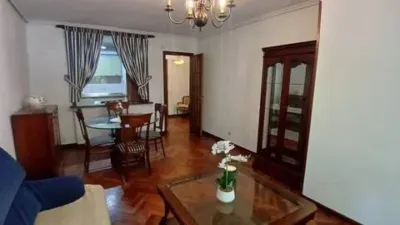 Apartment on Calle de Vargas photo 9