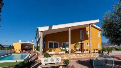 Casa – Orihuela, Barrio del Camino Viejo de Hurchillo - Més
