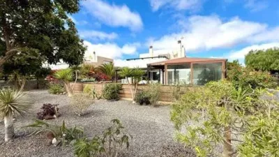 Chalet in La Oliva photo 35