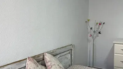 Piso en alquiler en Calle del Rey, Plasencia de 600 €<span>/mes</span>