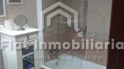 Flat Inmobiliaria is selling a beautiful Ground Floor apartment in the Brazomar area. The property is located within a gated community featuring 3 swimming pools, tennis and padel courts, and a children's playground. It comprises: Living-dining room. Two bedrooms. Fully equipped independent kitchen. Full bathroom, and a 60 m2 terrace with high ceilings. Close to all amenities, schools, supermarkets, bus stops, and the beach... Contact us for more information or to arrange a viewing! photo 17