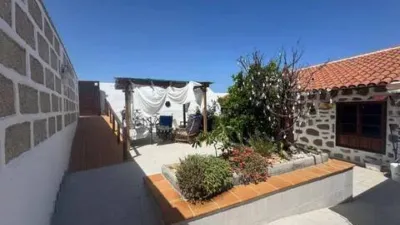 Chalet in Urban Core photo 17