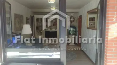 Flat Inmobiliaria is selling a beautiful Ground Floor apartment in the Brazomar area. The property is located within a gated community featuring 3 swimming pools, tennis and padel courts, and a children's playground. It comprises: Living-dining room. Two bedrooms. Fully equipped independent kitchen. Full bathroom, and a 60 m2 terrace with high ceilings. Close to all amenities, schools, supermarkets, bus stops, and the beach... Contact us for more information or to arrange a viewing! photo 8