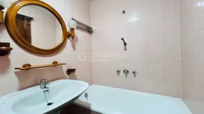 Apartment on Carrer d'Isabel 'la Catòlica' photo 18