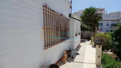 Chalet en venta en Calle Cañada, La Herradura (Almuñécar) de 499.000 €