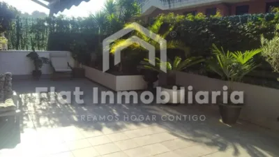 Flat Inmobiliaria is selling a beautiful Ground Floor apartment in the Brazomar area. The property is located within a gated community featuring 3 swimming pools, tennis and padel courts, and a children's playground. It comprises: Living-dining room. Two bedrooms. Fully equipped independent kitchen. Full bathroom, and a 60 m2 terrace with high ceilings. Close to all amenities, schools, supermarkets, bus stops, and the beach... Contact us for more information or to arrange a viewing! photo 6