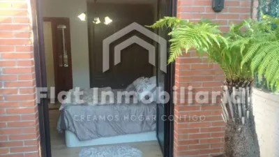 Flat Inmobiliaria is selling a beautiful Ground Floor apartment in the Brazomar area. The property is located within a gated community featuring 3 swimming pools, tennis and padel courts, and a children's playground. It comprises: Living-dining room. Two bedrooms. Fully equipped independent kitchen. Full bathroom, and a 60 m2 terrace with high ceilings. Close to all amenities, schools, supermarkets, bus stops, and the beach... Contact us for more information or to arrange a viewing! photo 14