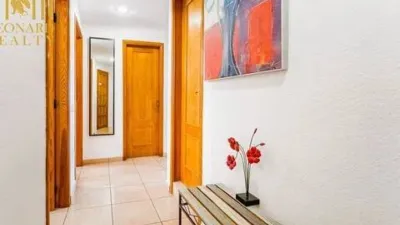 Piso en calle Rodeo photo 14
