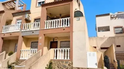 Pis – Orihuela, Urbanización Monte Golf Fase IV, Villa Martín - Vista 3