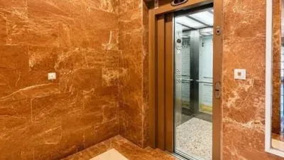 Apartment on President Adolfo Suarez Street photo 20