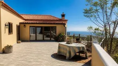 Chalet on Camino de El Mocan photo 8