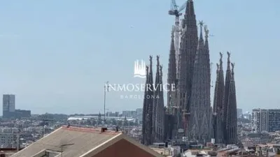 Apartment in La Sagrada Família photo 4