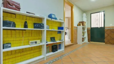 Chalet on Calle de Goya photo 32