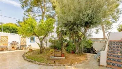 Chalet on Carrer 532 photo 10