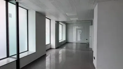 Local comercial en venta en Calle de Corcubión - Vista 3
