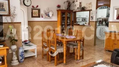 Duplex for sale on Avenida de Juan Sebastián Elcano photo 14