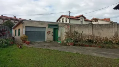 Chalet on Calle de José María Cabañas photo 3