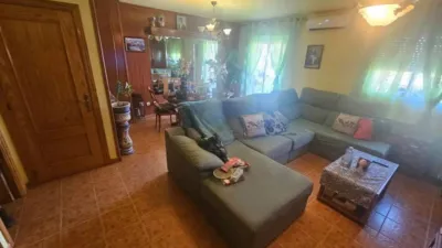 Chalet en Villanueva de la Torre photo 4